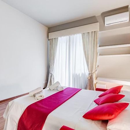 Exclusive Apartment In Eur Lake Rome Extérieur photo