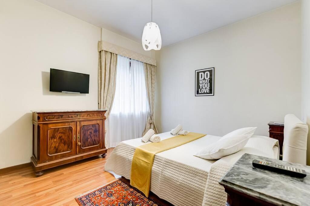 Exclusive Apartment In Eur Lake Rome Extérieur photo