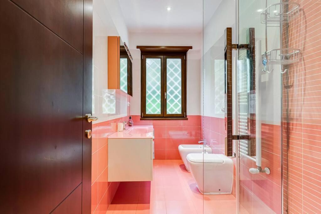 Exclusive Apartment In Eur Lake Rome Extérieur photo