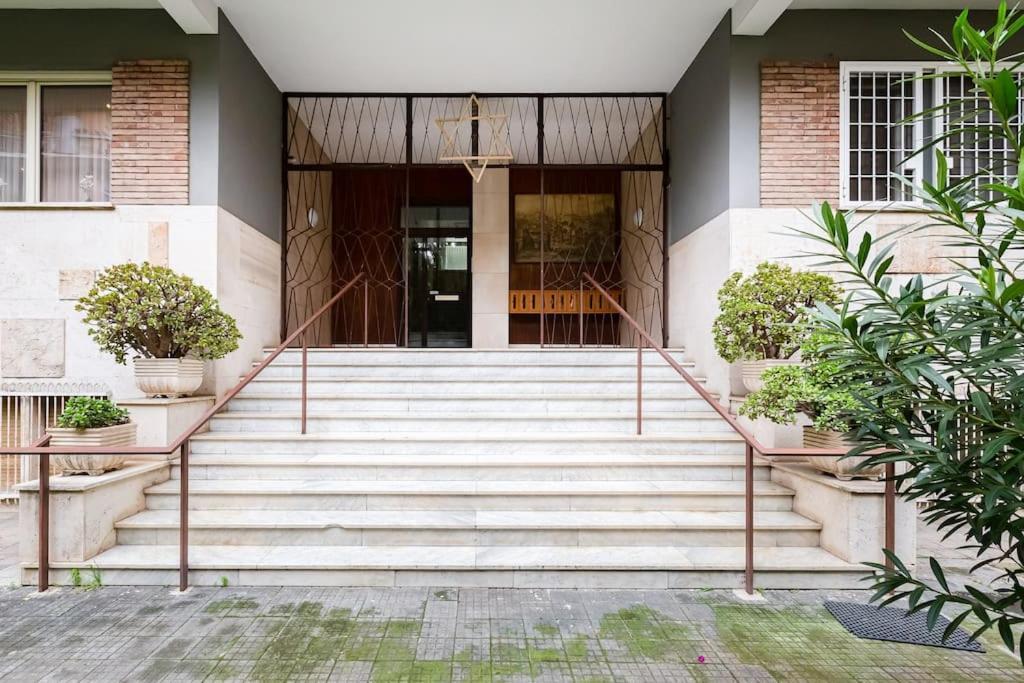 Exclusive Apartment In Eur Lake Rome Extérieur photo