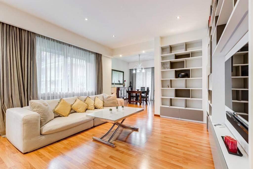 Exclusive Apartment In Eur Lake Rome Extérieur photo