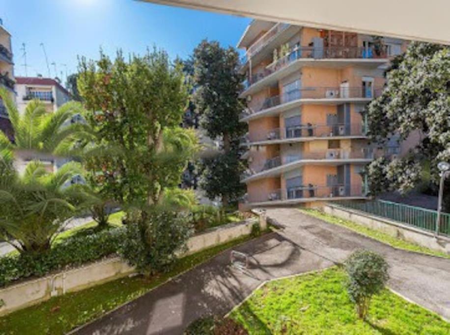 Exclusive Apartment In Eur Lake Rome Extérieur photo
