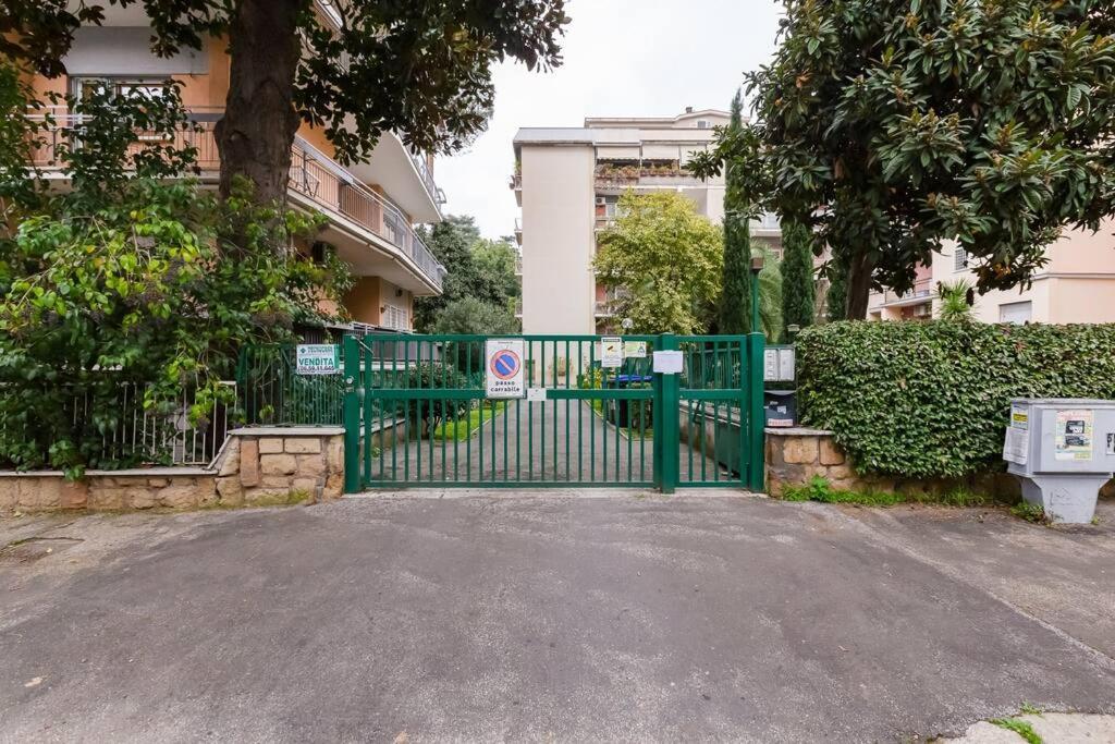 Exclusive Apartment In Eur Lake Rome Extérieur photo