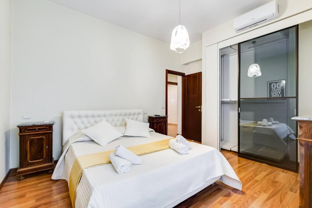 Exclusive Apartment In Eur Lake Rome Extérieur photo