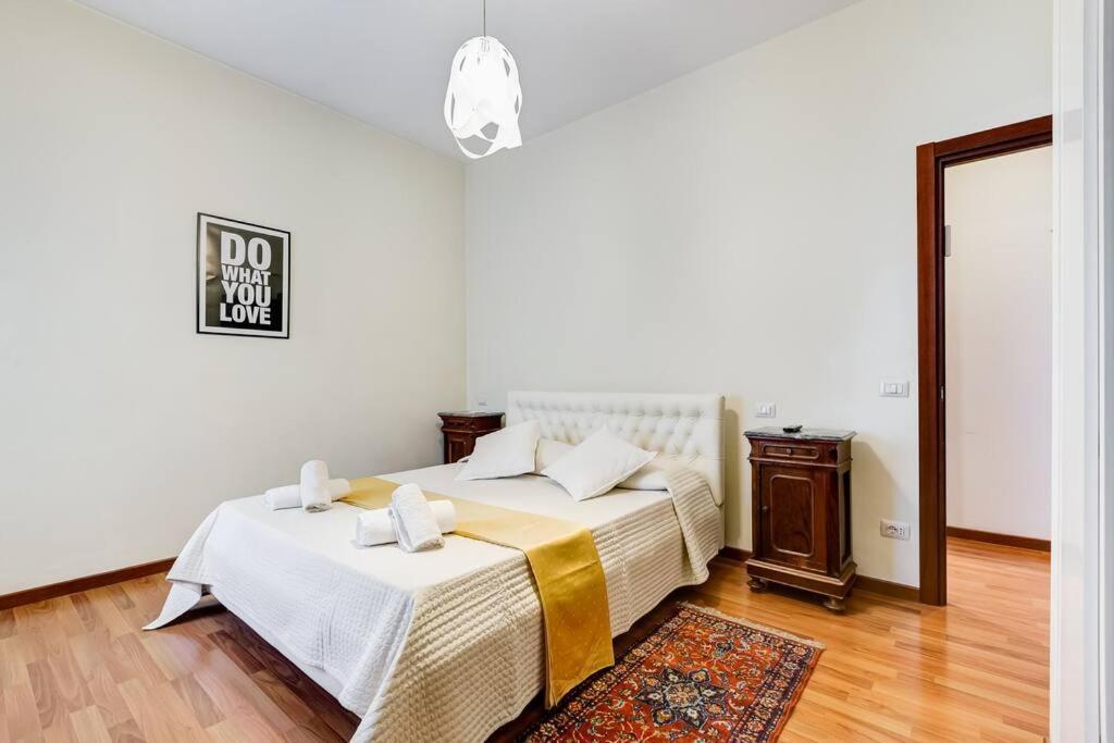 Exclusive Apartment In Eur Lake Rome Extérieur photo