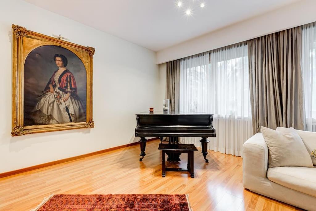 Exclusive Apartment In Eur Lake Rome Extérieur photo